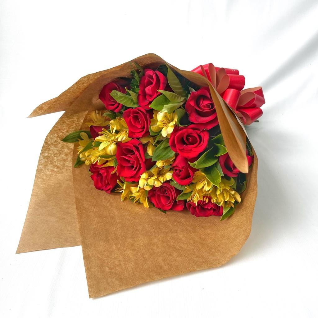 Buquê de Rosas & Astromélias